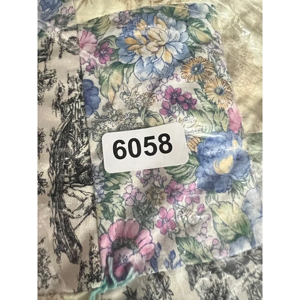 Vintage Handmade Patchwork Toile Floral Throw Quilt 70x42 Reversible